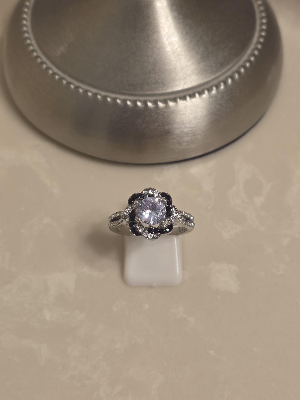 925 Silver CZ and Onyx Ring Size 9